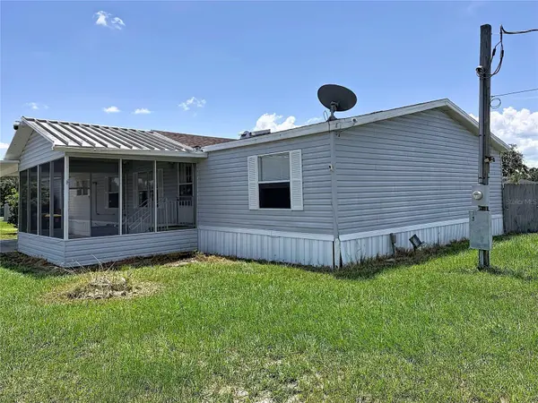 4300 MEADOW RIDGE AVE, Mulberry, FL 33860
