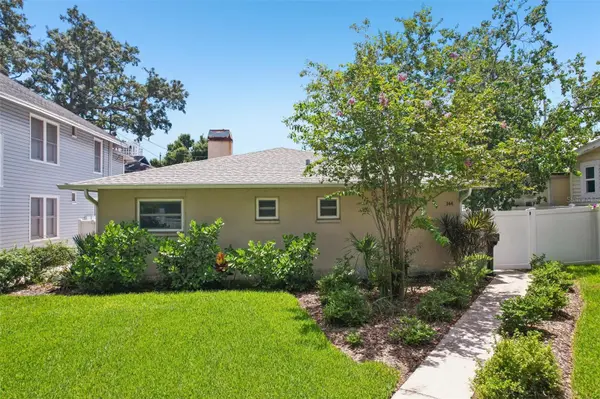 144 8TH AVE N, St Petersburg, FL 33701