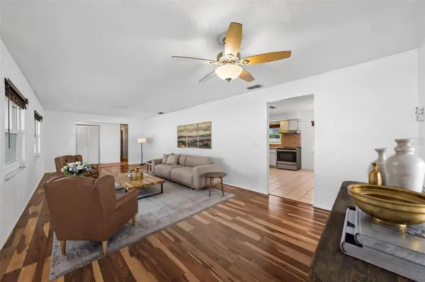 144 8TH AVE N, St Petersburg, FL 33701