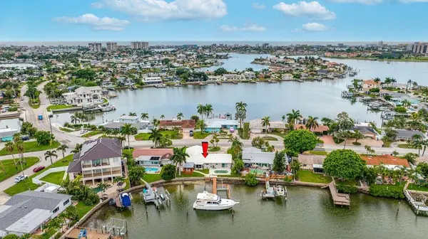 530 79TH ST S, St Petersburg, FL 33707