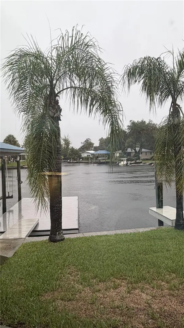 1520 SE PINWHEEL DR, Crystal River, FL 34429