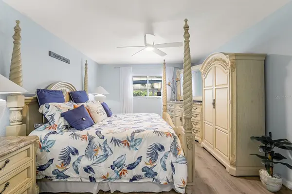 28 SW 21ST AVE, Cape Coral, FL 33991