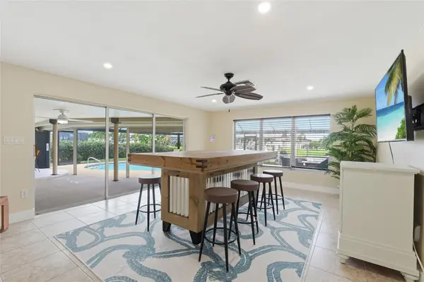 418 AVALON DR, Cape Coral, FL 33904