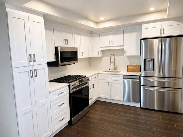 1847 SHORE DR S #101, St Petersburg, FL 33707