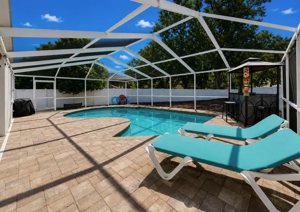 4302 LONGFELLOW DR, Plant City, FL 33566