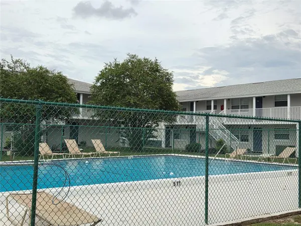 1400 EUDORA RD #D-38, Mount Dora, FL 32757