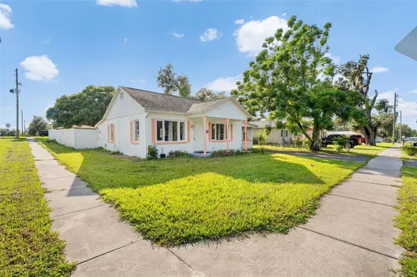 5829 12TH ST, Zephyrhills, FL 33542