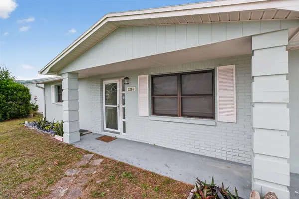 3214 HUNTINGTON RD, Holiday, FL 34691