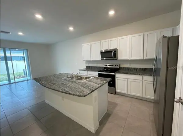 32971 PEZ LANDING LN, Wesley Chapel, FL 33543