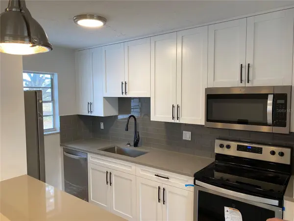 4007 W WYOMING AVE, Tampa, FL 33616