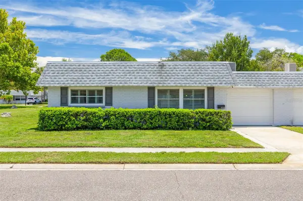 908 CARA DR #908, Largo, FL 33771