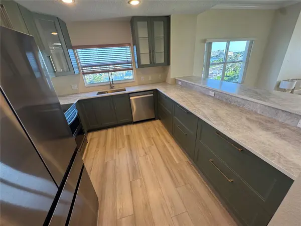 423 150TH AVE #1501, Madeira Beach, FL 33708