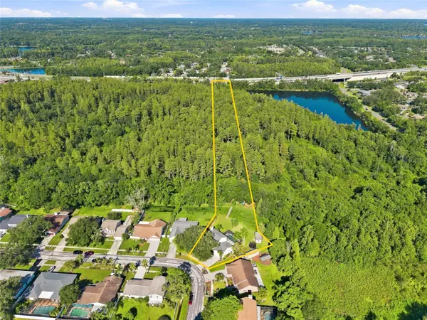 16126 COUNTRY CROSSING DR, Tampa, FL 33624