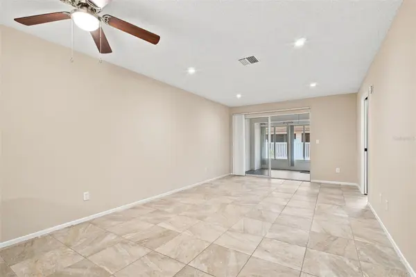 2460 NORTHSIDE DR #1202, Clearwater, FL 33761