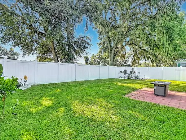 4616 OLIVE DR, Zephyrhills, FL 33542