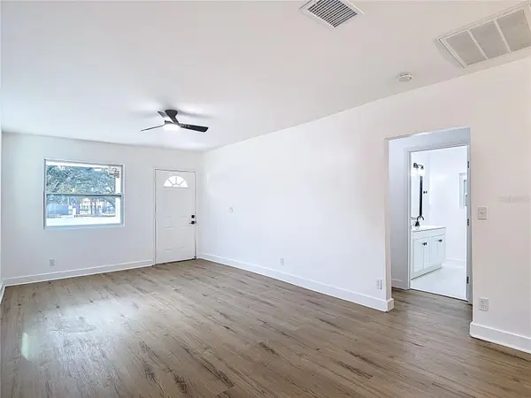 402 E VIRGINIA AVE, Tampa, FL 33603