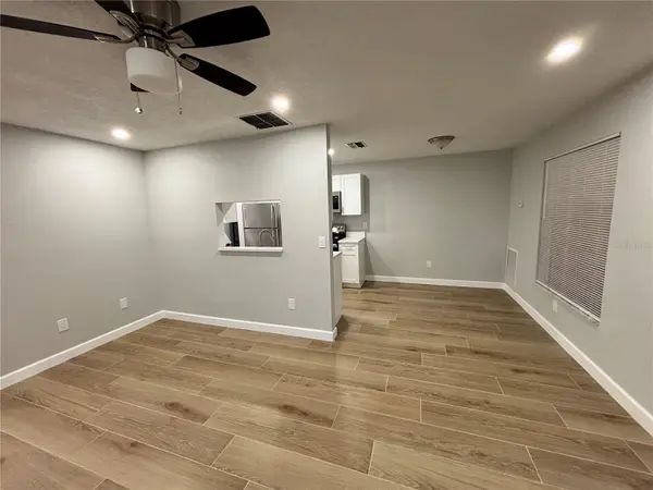 14025 VILLAGE VIEW DR, Tampa, FL 33624
