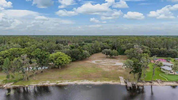 215 LAKE BRANT DR, Lutz, FL 33548