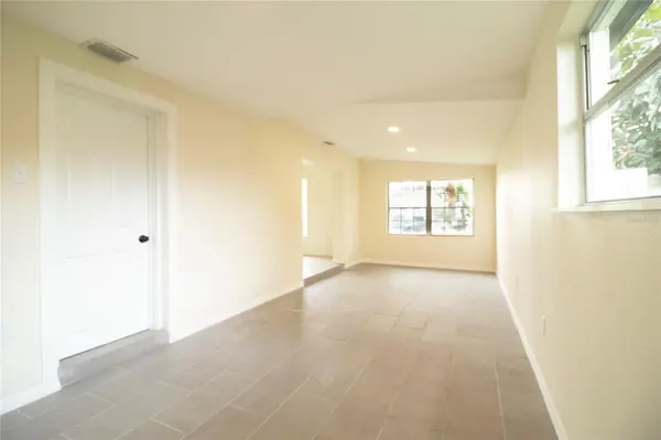 5116 ELDORADO DR, Tampa, FL 33615