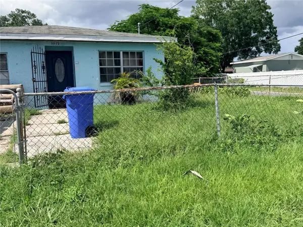3915 W BROAD ST, Tampa, FL 33614