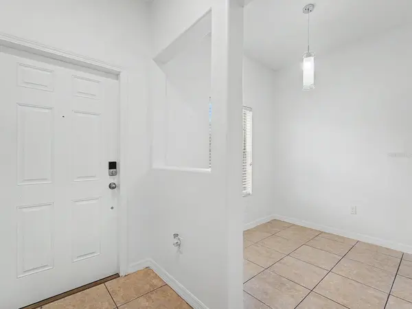 8518 GABLEBEND WAY, Tampa, FL 33647