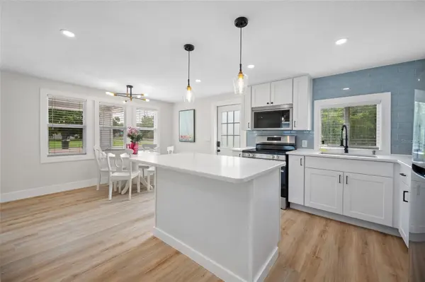 2547 KINGSTON ST S, St Petersburg, FL 33711