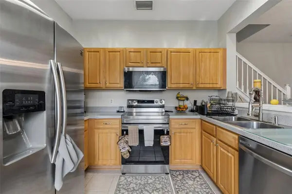 26615 CHIMNEY SPIRE LN, Wesley Chapel, FL 33544