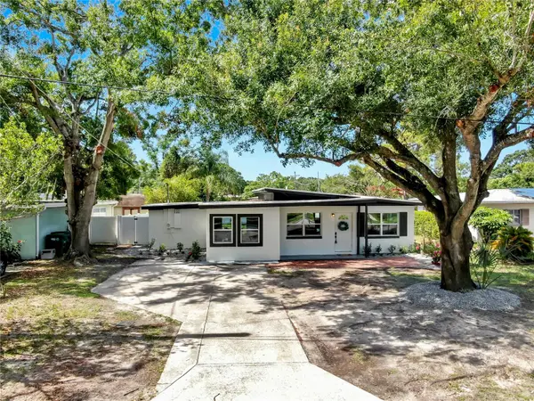 4112 W LAWN AVE, Tampa, FL 33611