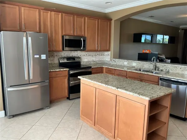 7059 ISLAMORADA CIR, Seminole, FL 33777
