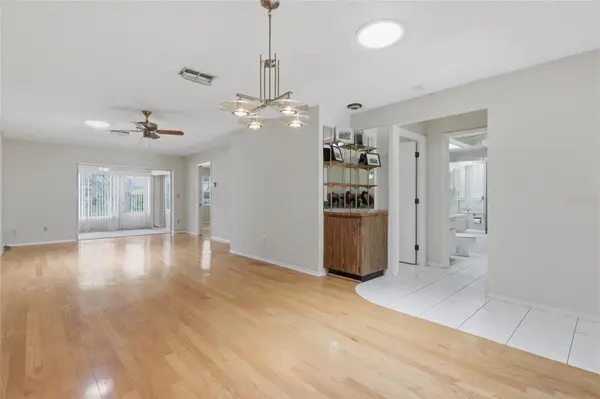 2211 LARK CIR W #D, Palm Harbor, FL 34684