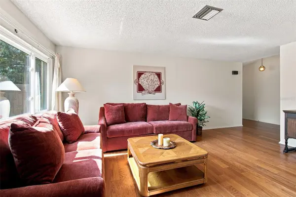 4611 FRESHWIND AVE, Tampa, FL 33624