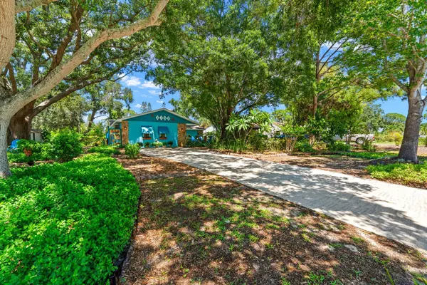 2159 BARCELONA WAY, St Petersburg, FL 33712