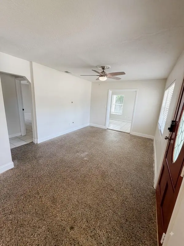 2119 W HENRY AVE, Tampa, FL 33603