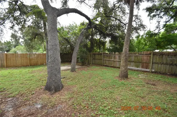 12203 N 9TH ST, Tampa, FL 33612