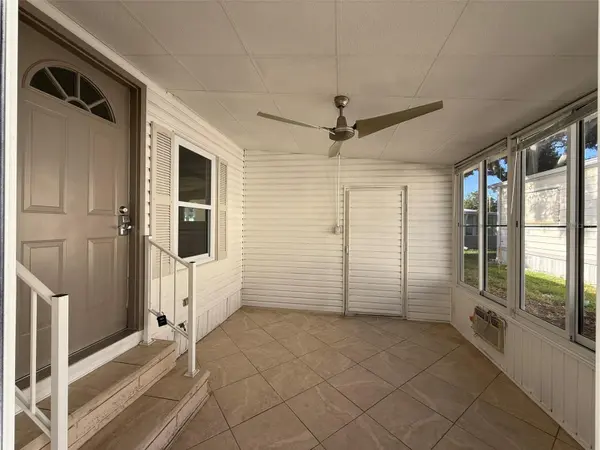 130 CLUBVIEW DR #2, Safety Harbor, FL 34695