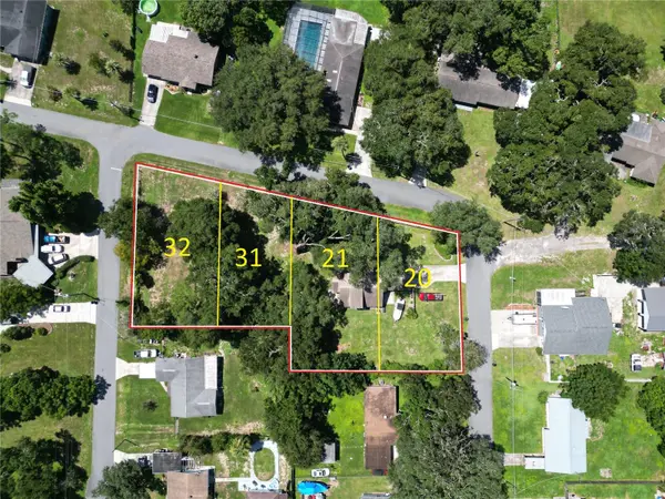 35833 LAKESHORE DR, Dade City, FL 33525