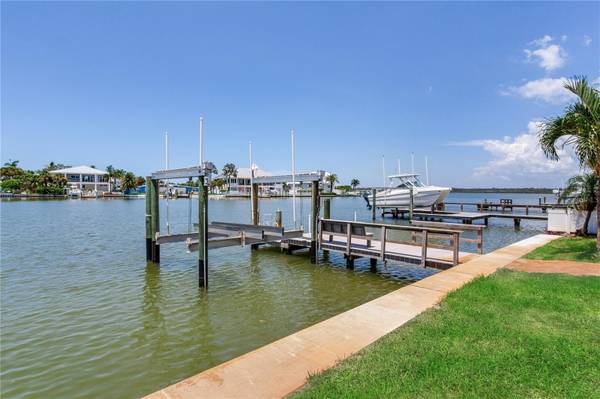 16458 REDINGTON DR, Redington Beach, FL, 33708 photo 43