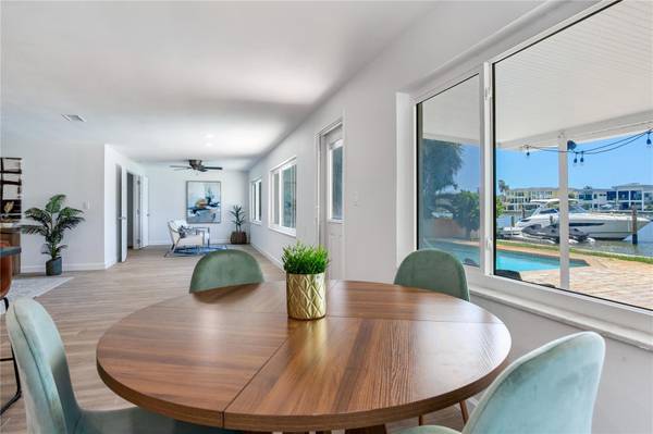 16458 REDINGTON DR, Redington Beach, FL, 33708 photo 19