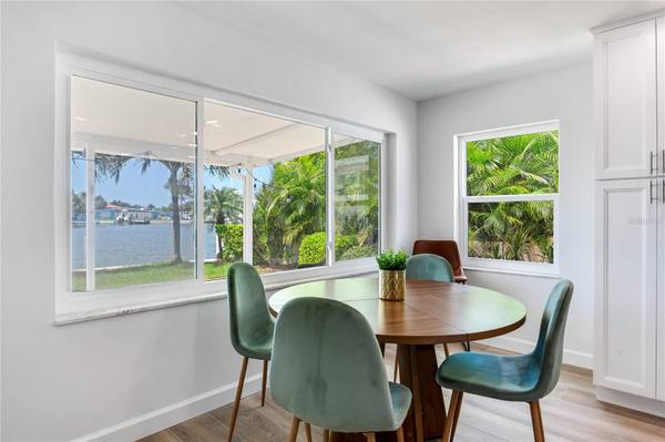 16458 REDINGTON DR, Redington Beach, FL, 33708 photo 18