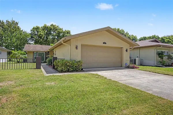 7800 FAIRLAWN DR, Hudson, FL 34667