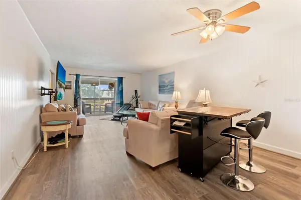 719 CORDOVA GN #719, Seminole, FL 33777