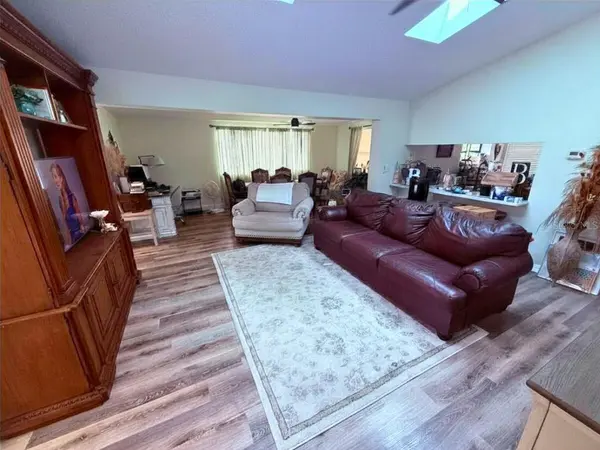 13034 CLAY AVE, Largo, FL 33773