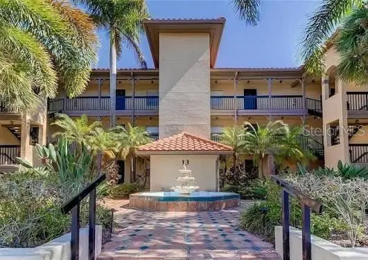 2400 FEATHER SOUND DR #328, Clearwater, FL 33762