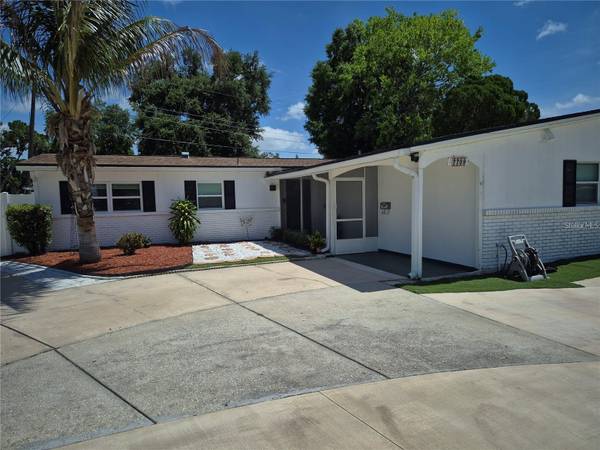 7709 W HANNA AVE, Tampa, FL 33615