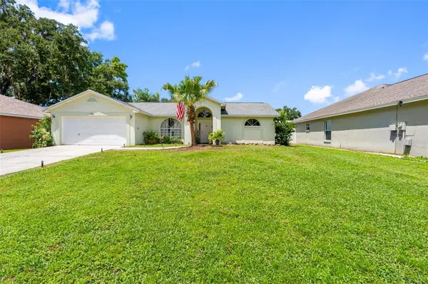 1742 STAYSAIL DR, Valrico, FL 33594