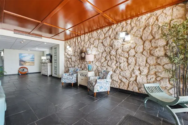 17920 GULF BLVD #1401, Redington Shores, FL 33708