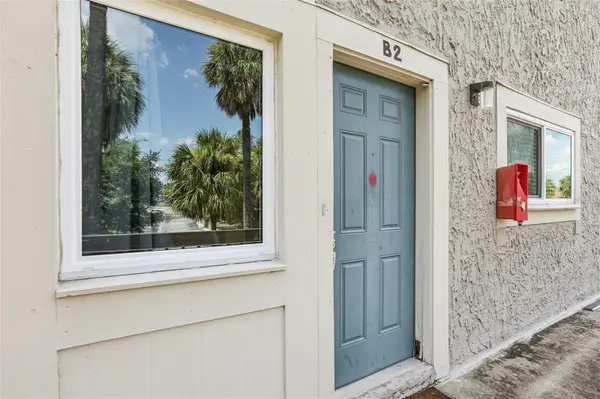 6325 NEWTOWN CIR #25B2, Tampa, FL 33615