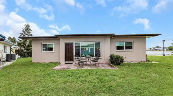 5355 FERNDALE PL N, Pinellas Park, FL 33782