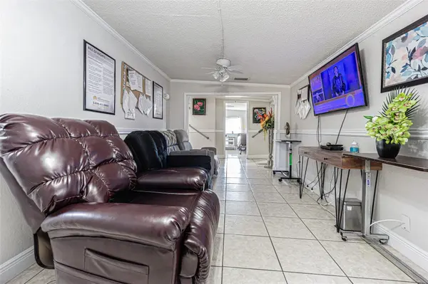 4536 W IDLEWILD AVE, Tampa, FL 33614