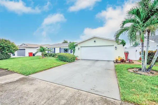 9069 127TH ST, Seminole, FL 33776